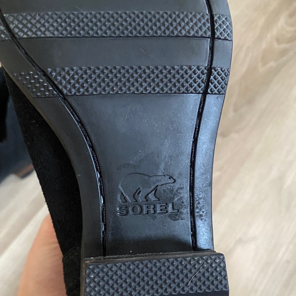 Sorel Black Ankle Boots - Picture 6 of 6